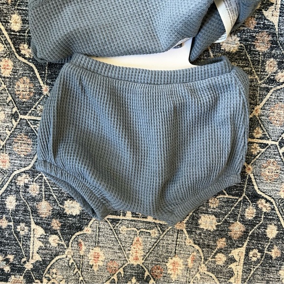 Carter’s Little Planet Waffle Two-Piece Set - NEW! - Picture 3 of 6